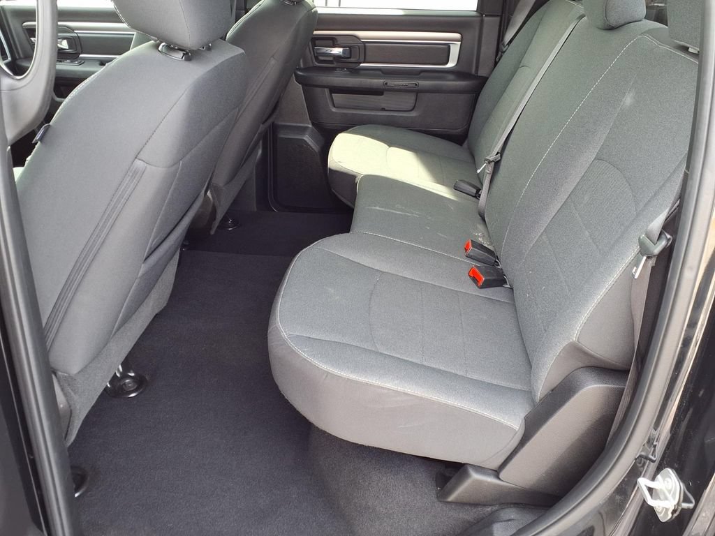 Used 2024 RAM 1500 Warlock AWD/4WD image 21