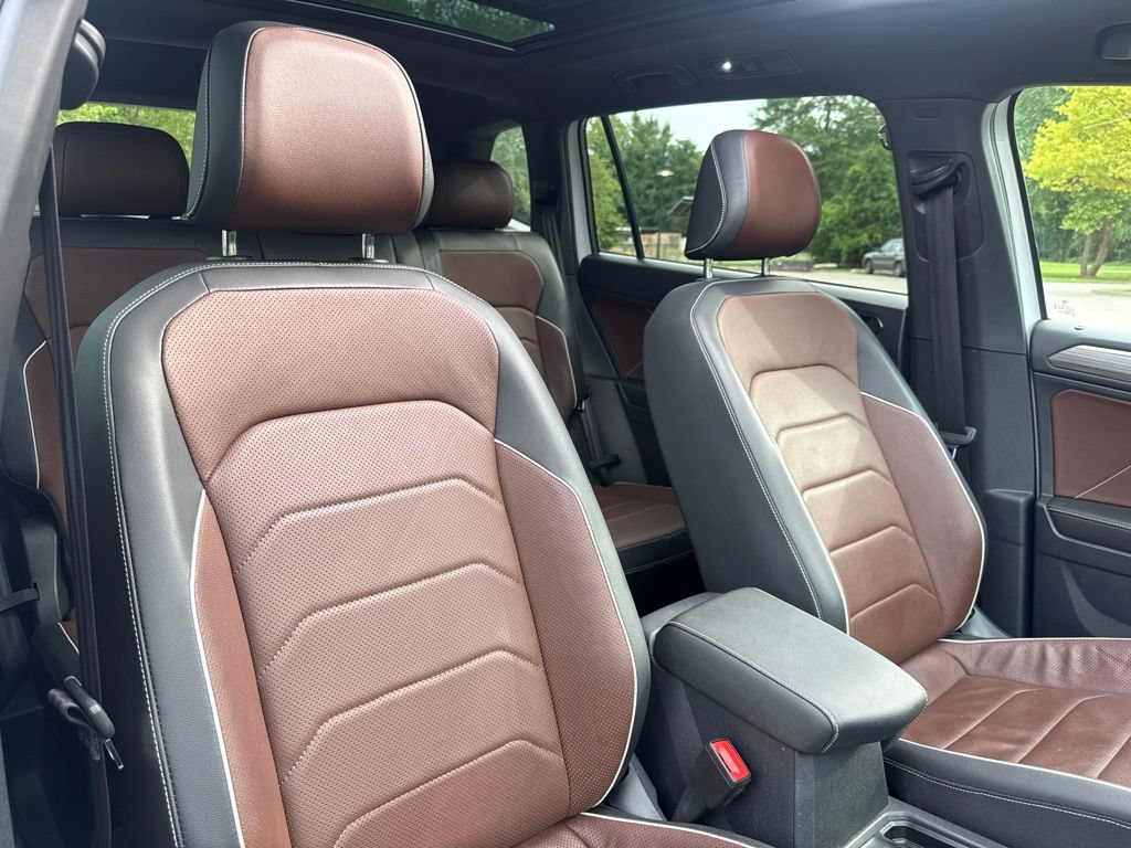 Used 2024 Volkswagen Tiguan SEL R-Line AWD/4WD image 34