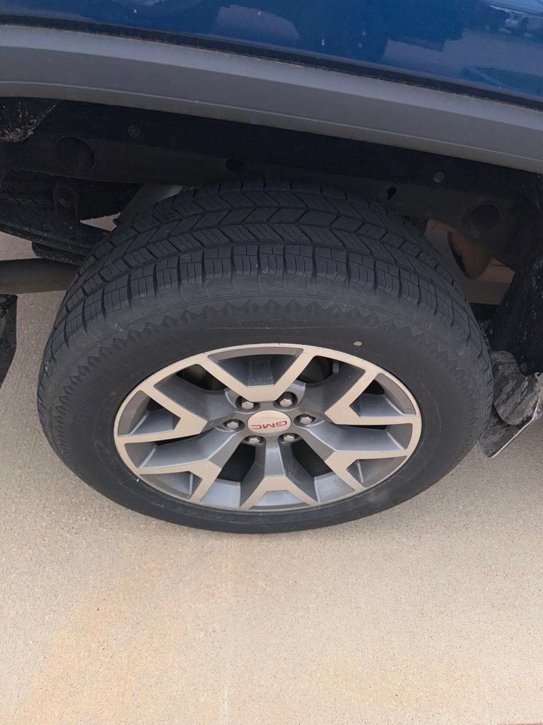 Used 2018 GMC Sierra 1500 SLT AWD/4WD image 6