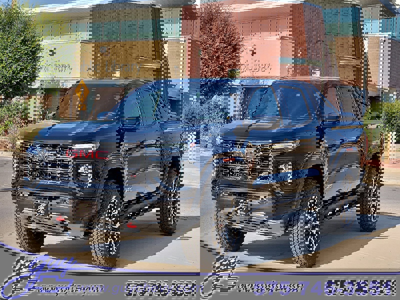 New 2025 GMC Canyon AT4 w/ Nightfall Edition
