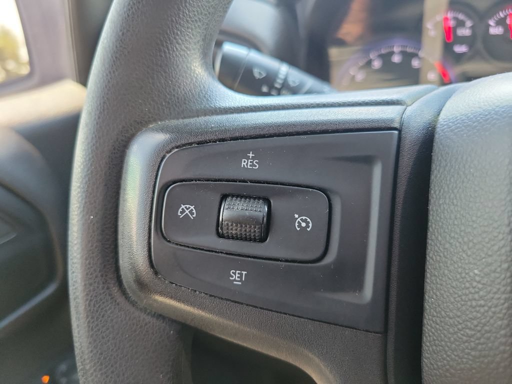 Used 2020 Chevrolet Silverado 1500 Custom w/ Custom Value Package RWD image 18