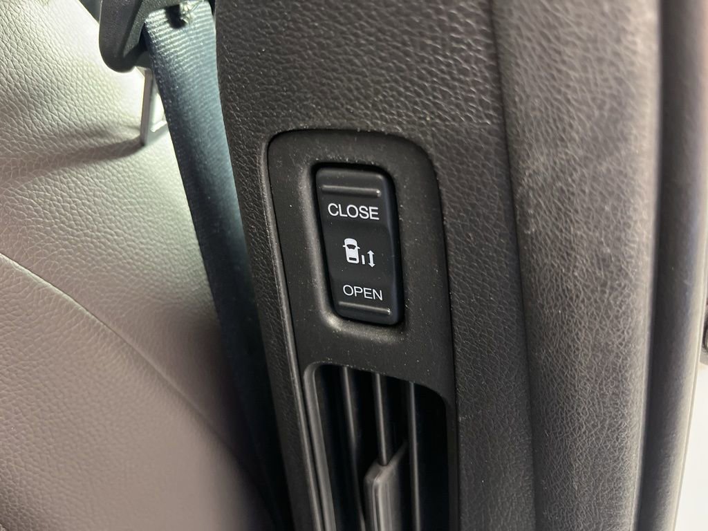 Used 2020 Honda Odyssey Elite image 12