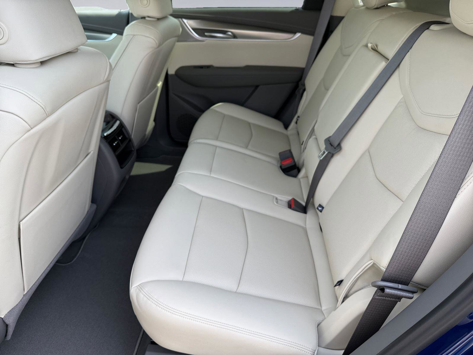 New 2026 Cadillac XT5 Premium Luxury w/ Driver Assist Package AWD/4WD image 11
