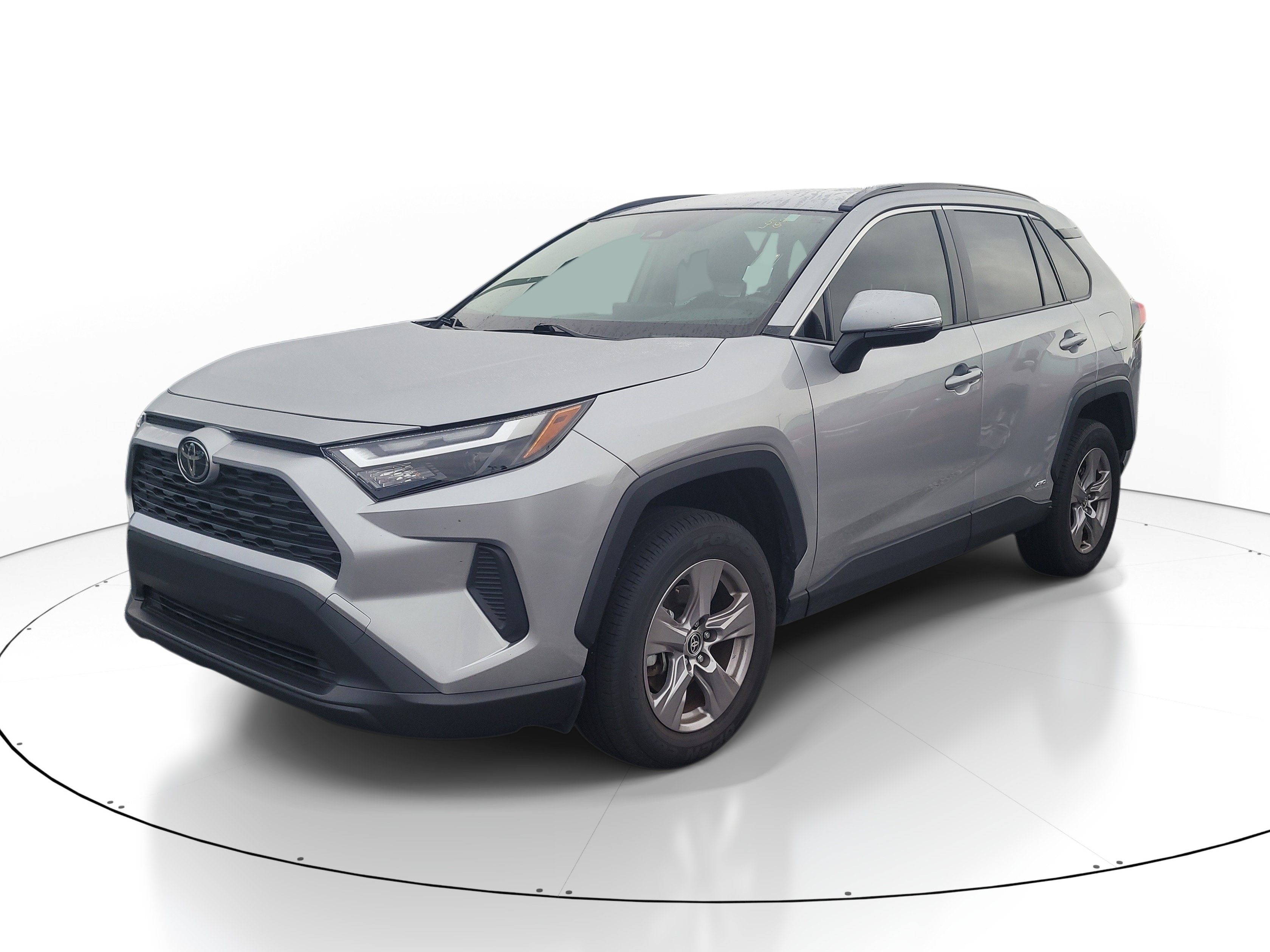 Certified 2025 Toyota RAV4 XLE AWD/4WD image 3