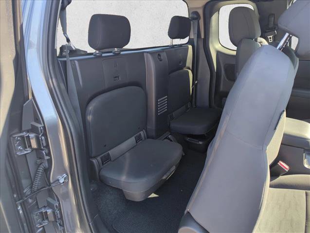 Used 2022 Nissan Frontier S w/ Technology Package image 19