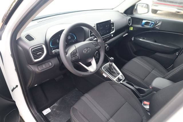 New 2026 Hyundai Venue SEL FWD image 10