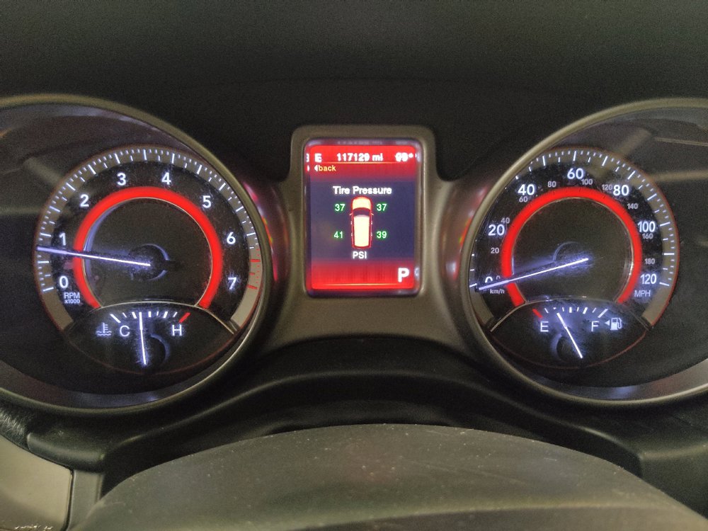 Used 2018 Dodge Journey Crossroad FWD image 23