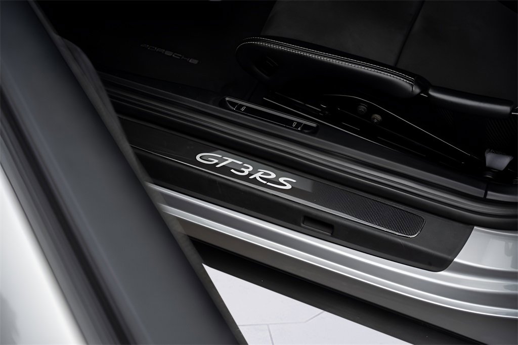 Used 2016 Porsche 911 GT3 RS image 38