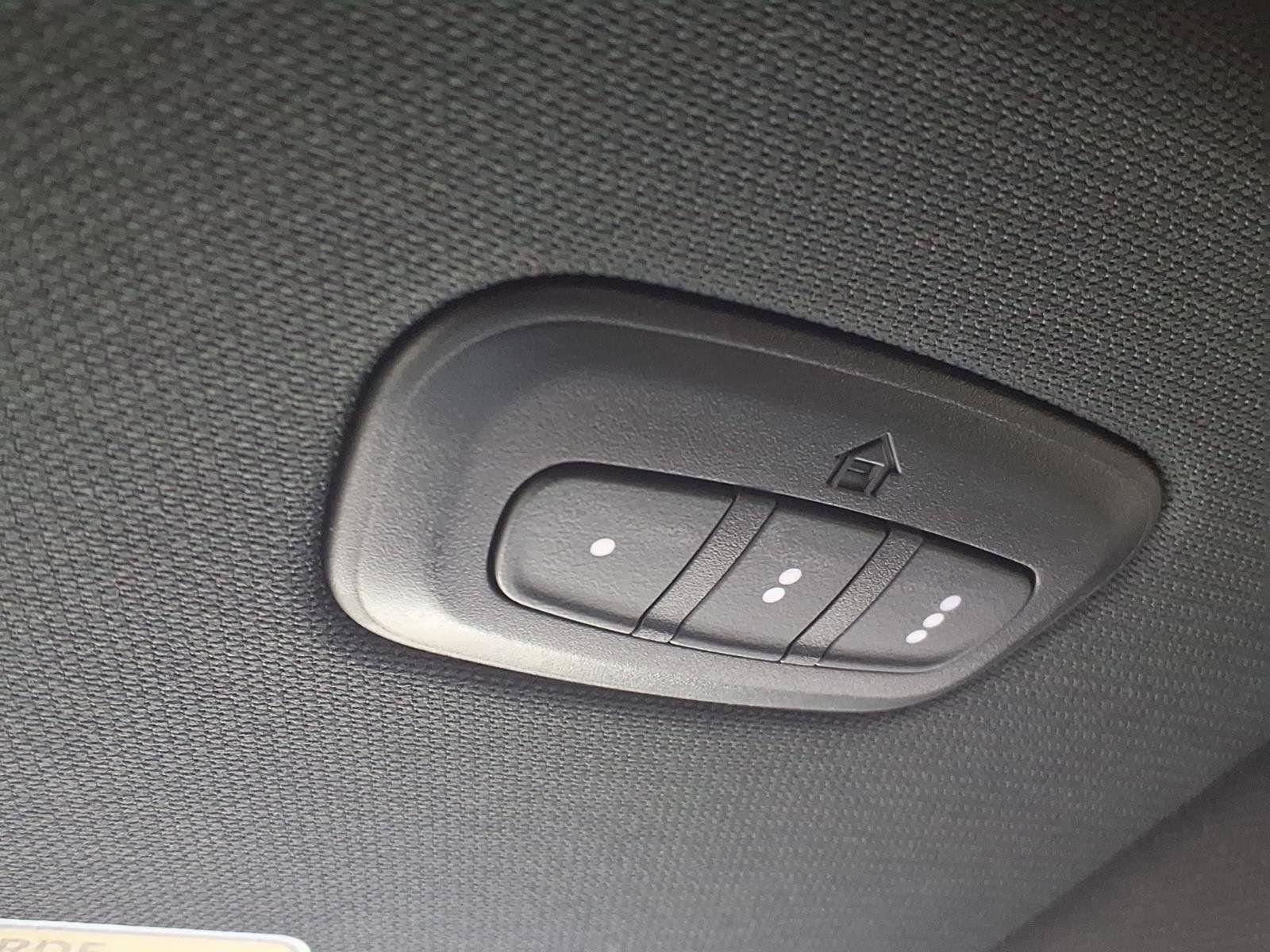 Used 2023 RAM 1500 Laramie AWD/4WD image 21