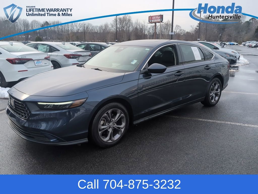 Used 2024 Honda Accord EX image 3