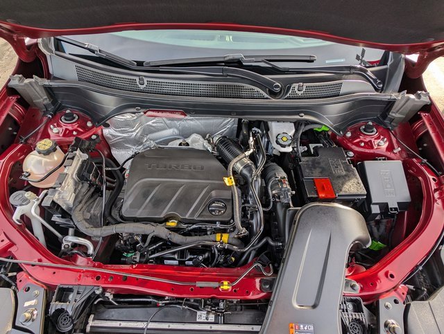 Used 2024 Chevrolet Trax RS w/ Driver Confidence Package image 25