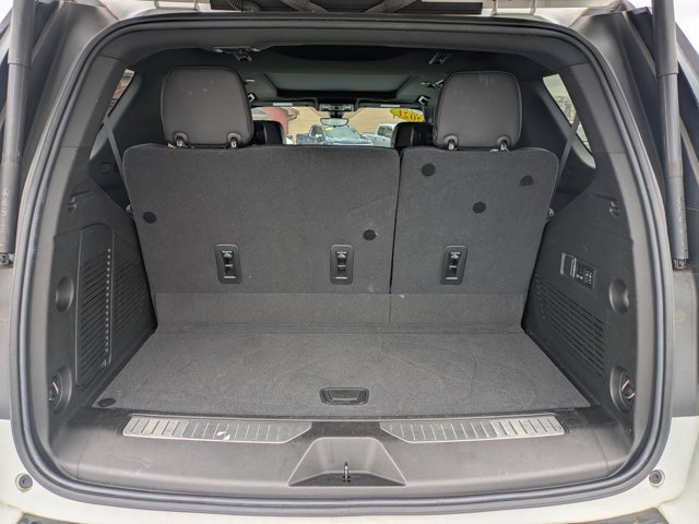 Used 2021 Chevrolet Tahoe High Country image 12