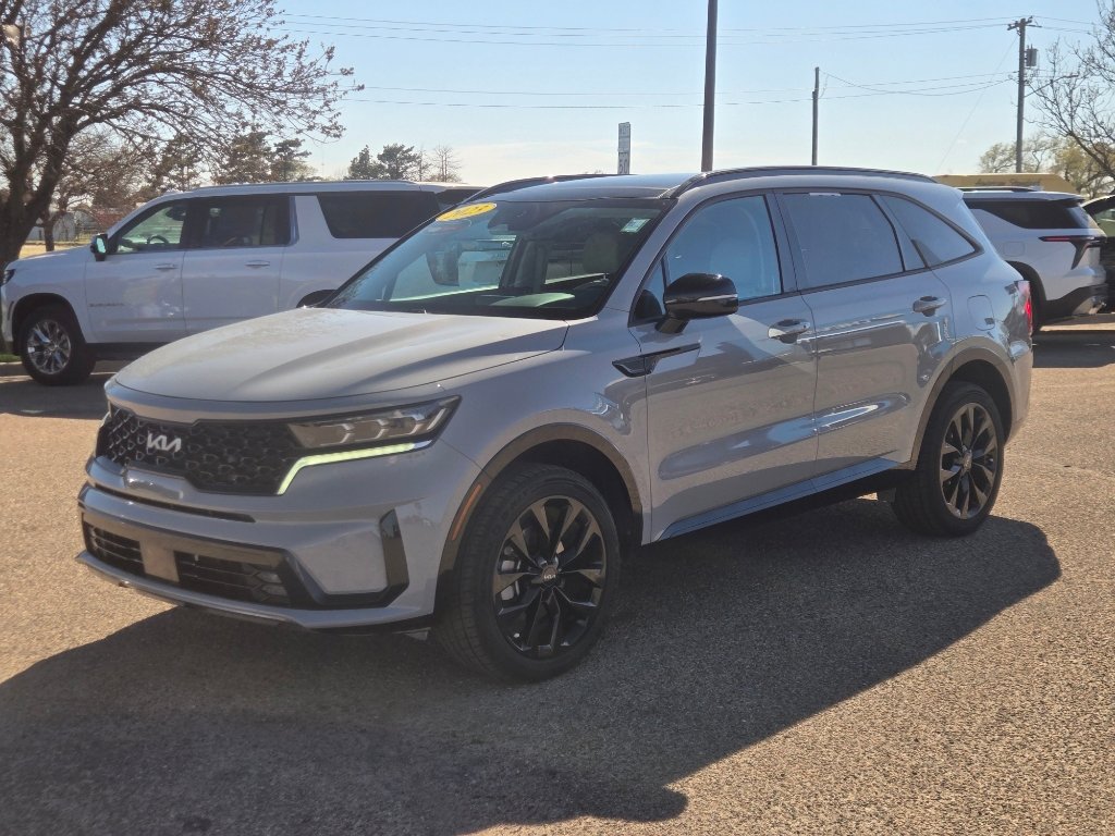 Used 2023 Kia Sorento SX image 4