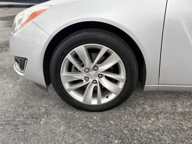 Used 2016 Buick Regal Premium w/ Driver Confidence Package #1 image 14