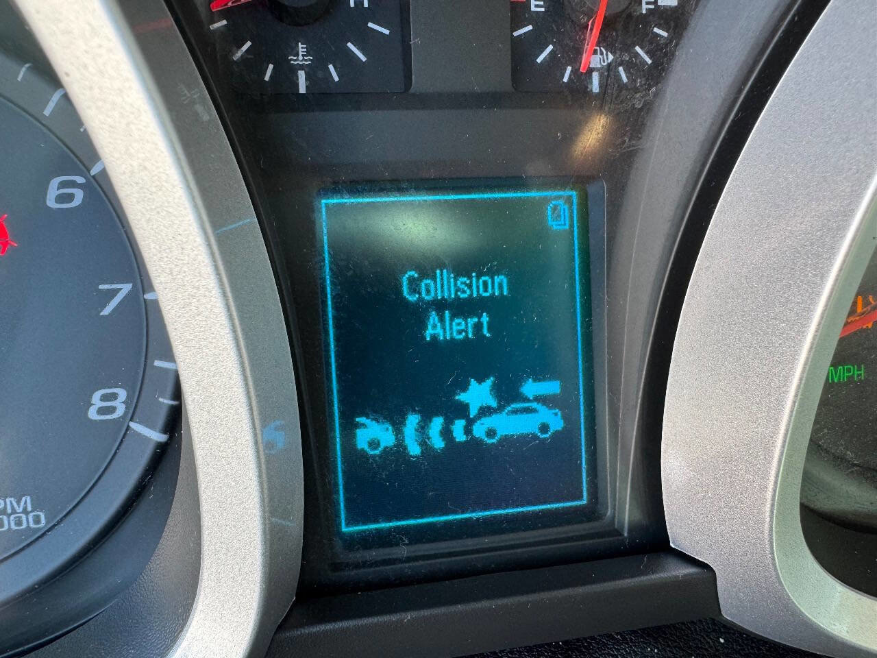 Used 2017 Chevrolet Equinox Premier w/ Enhanced Convenience Package FWD image 10