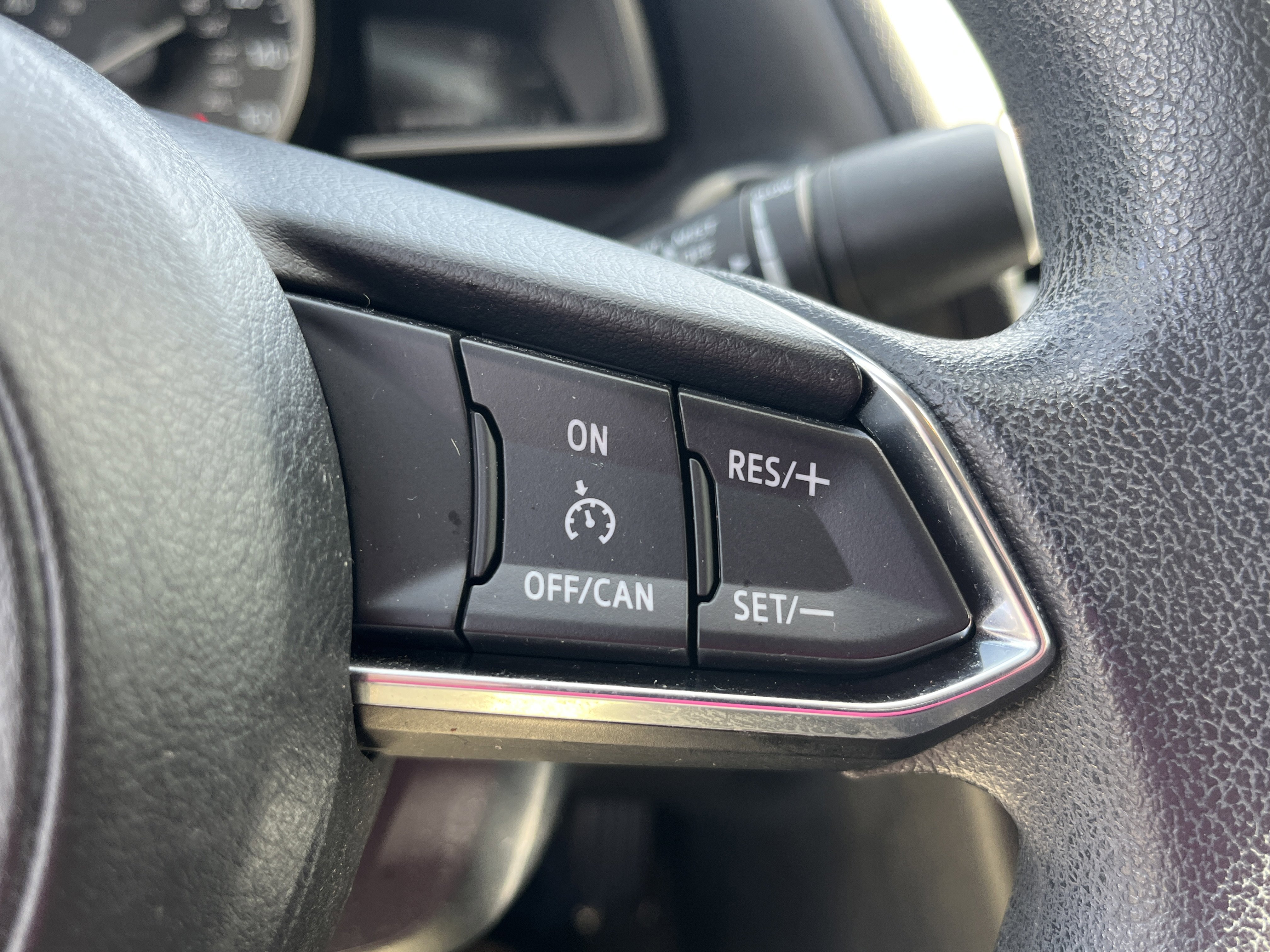 Used 2018 MAZDA MAZDA3 Sport FWD image 16