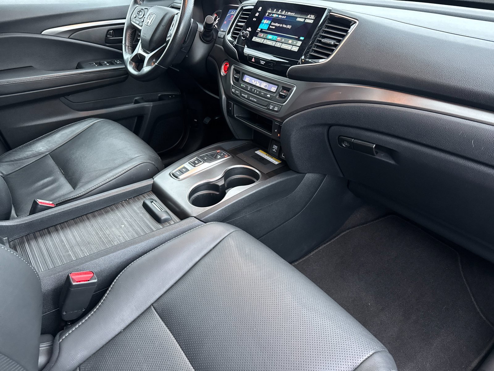 Used 2022 Honda Passport EX-L image 16