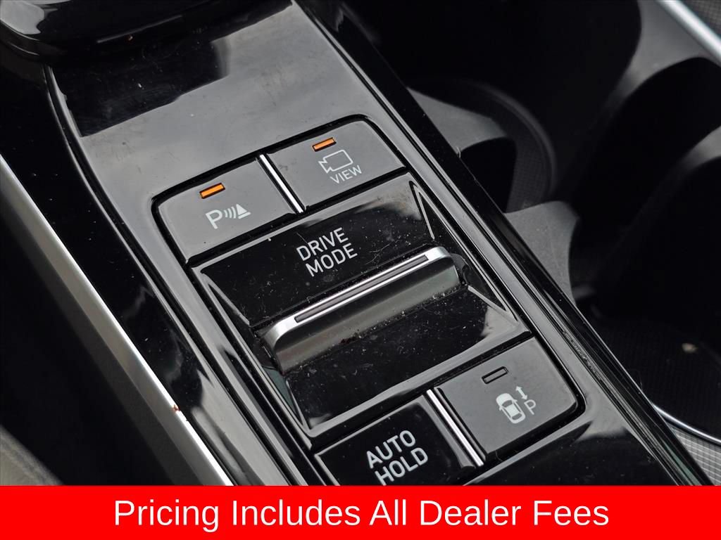 Certified 2023 Hyundai Sonata Limited w/ Preferred Accessory Package FWD image 24