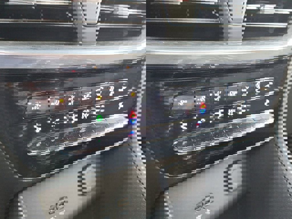 Used 2024 Buick Encore GX Avenir w/ Avenir Technology Package image 26