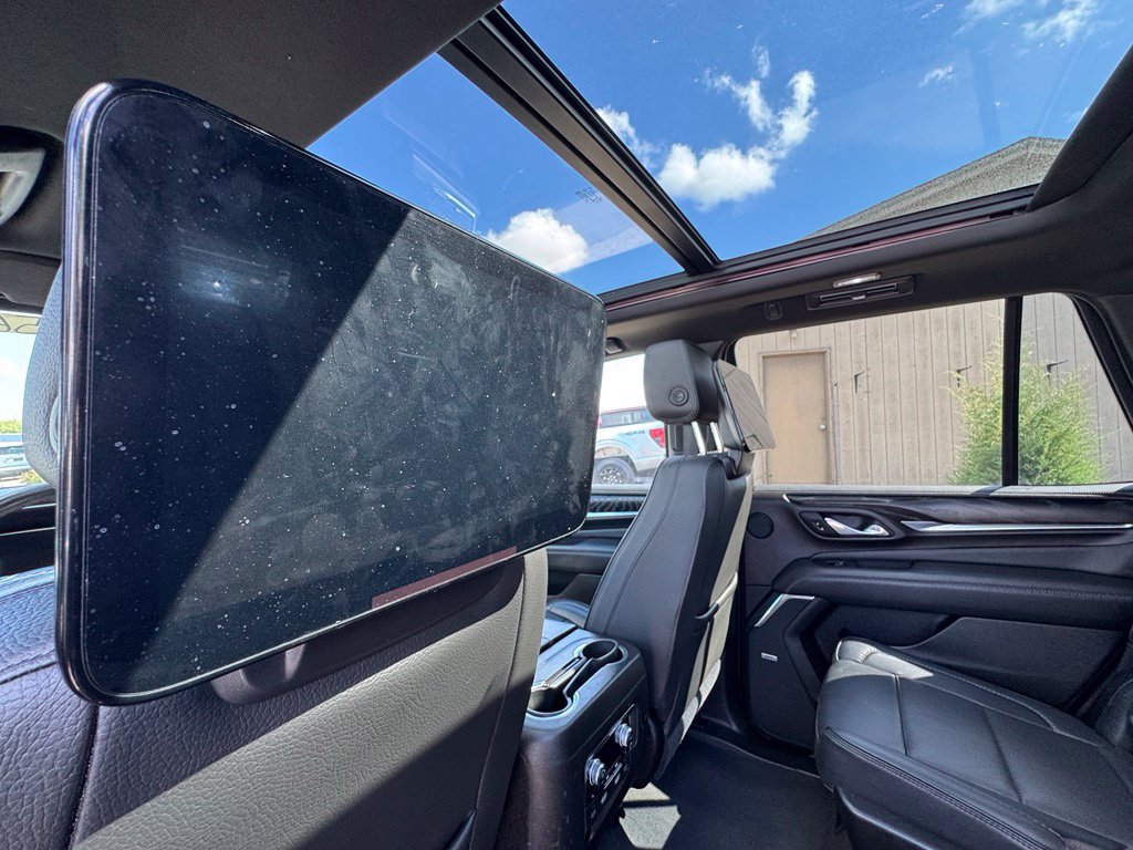 Used 2021 GMC Yukon Denali w/ Denali Ultimate Package AWD/4WD image 35