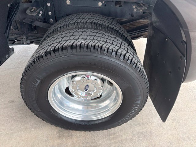 Used 2025 Ford F350 Lariat AWD/4WD image 5