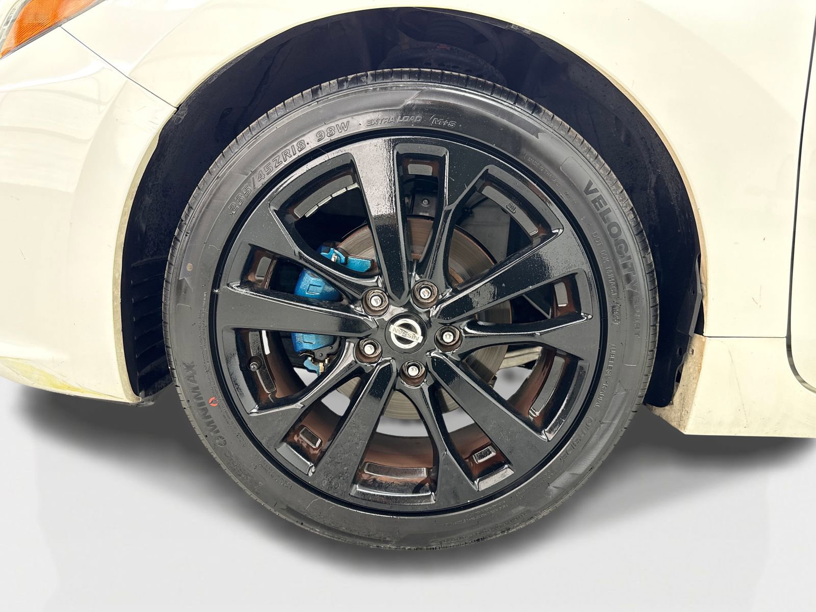 Used 2017 Nissan Altima 2.5 SR w/ Midnight Edition Package FWD image 46