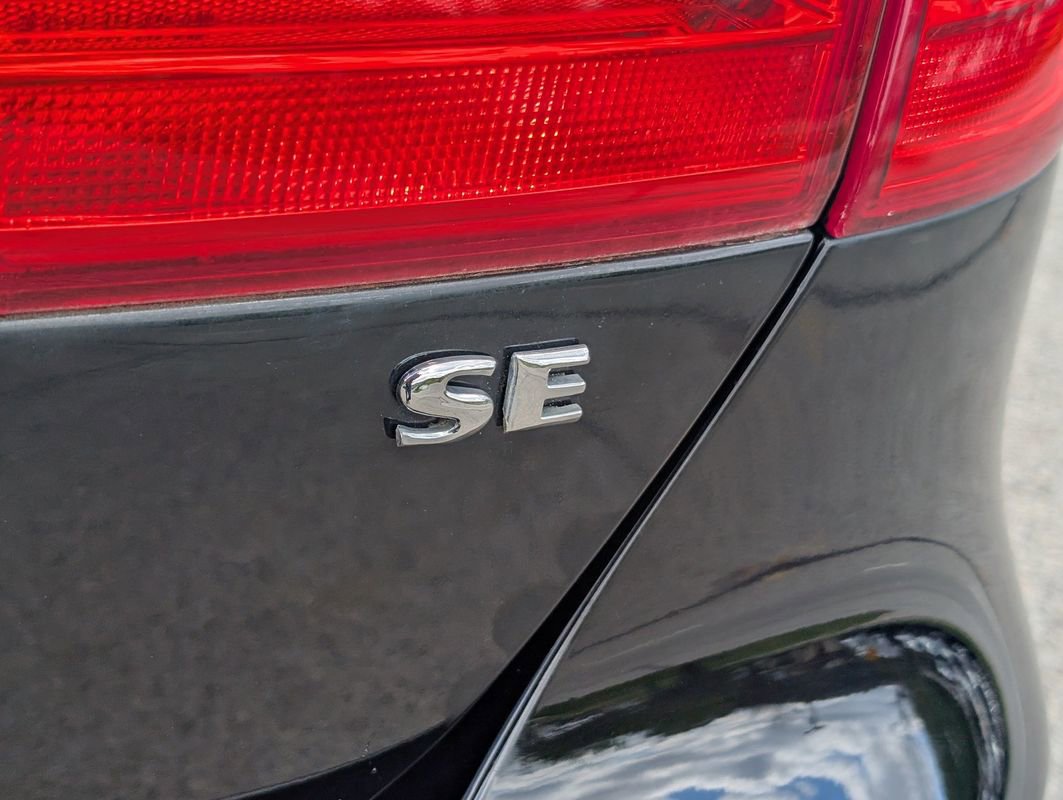 Used 2013 Volkswagen Jetta SEL FWD image 16