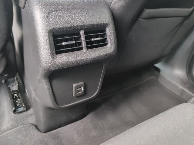 Used 2020 Chevrolet Equinox LS w/ LS Convenience Package image 26