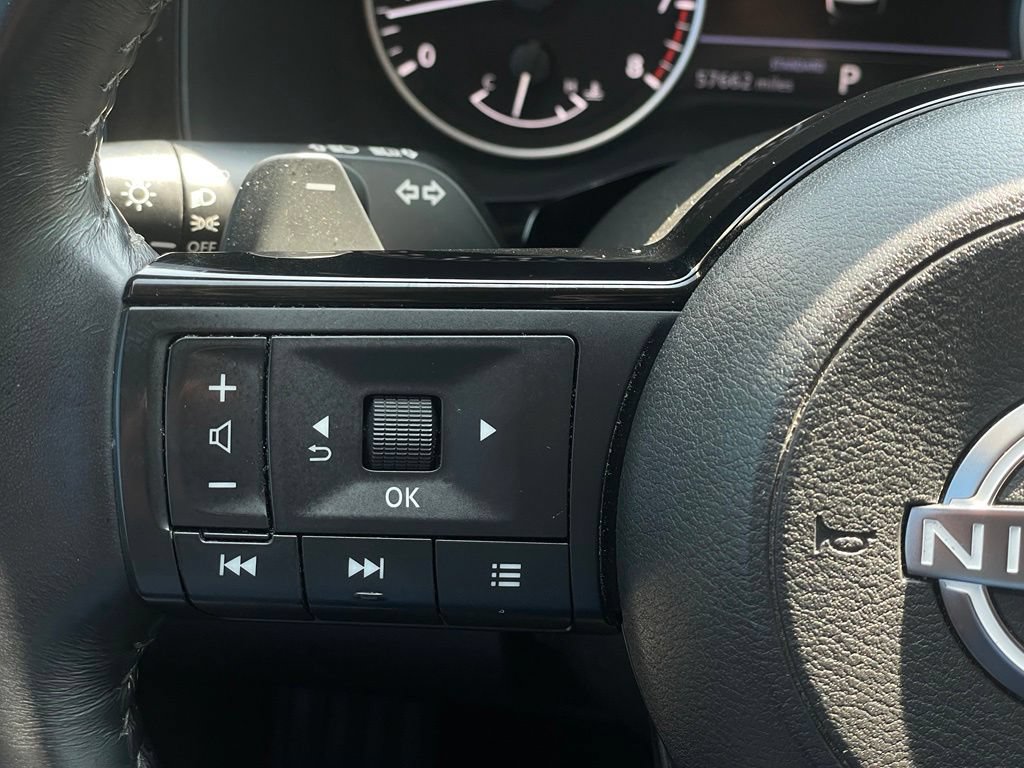 Used 2023 Nissan Pathfinder Platinum FWD image 15