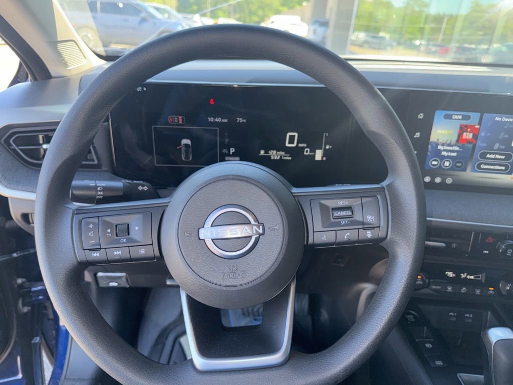 Used 2026 Nissan Kicks SV FWD image 11