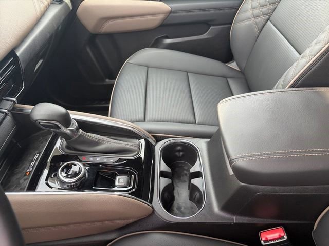 Certified 2025 GMC Canyon Denali AWD/4WD image 25