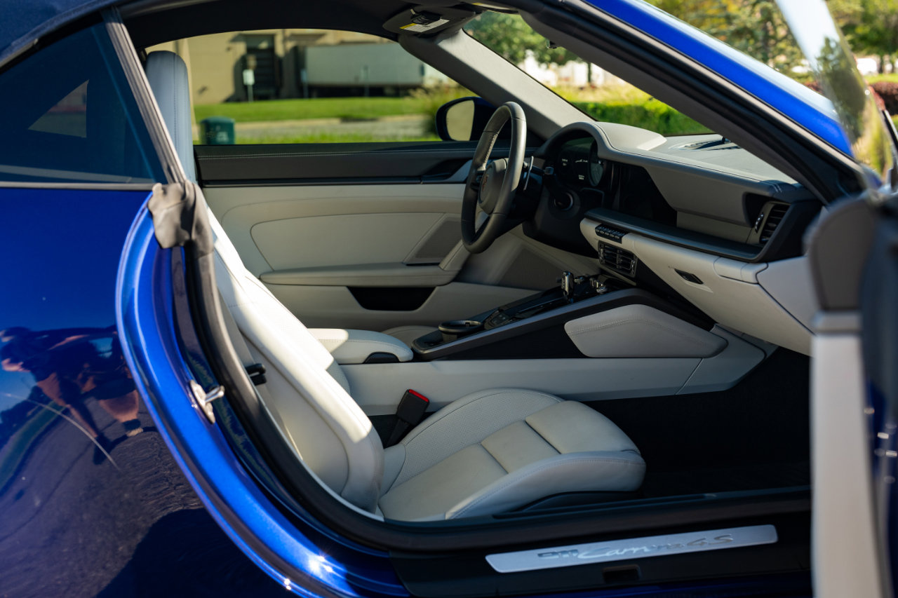 Used 2020 Porsche 911 Carrera 4S image 31