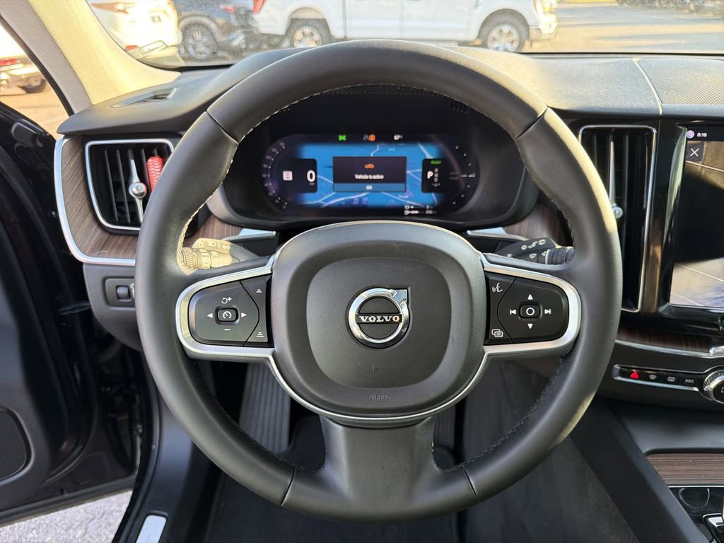 Used 2022 Volvo XC60 T8 Inscription image 24