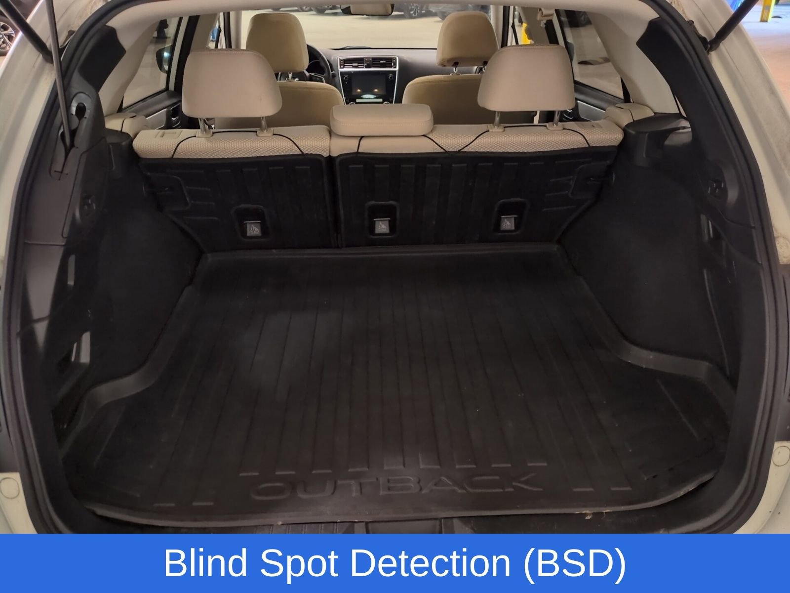 Used 2019 Subaru Outback 2.5i Premium image 12