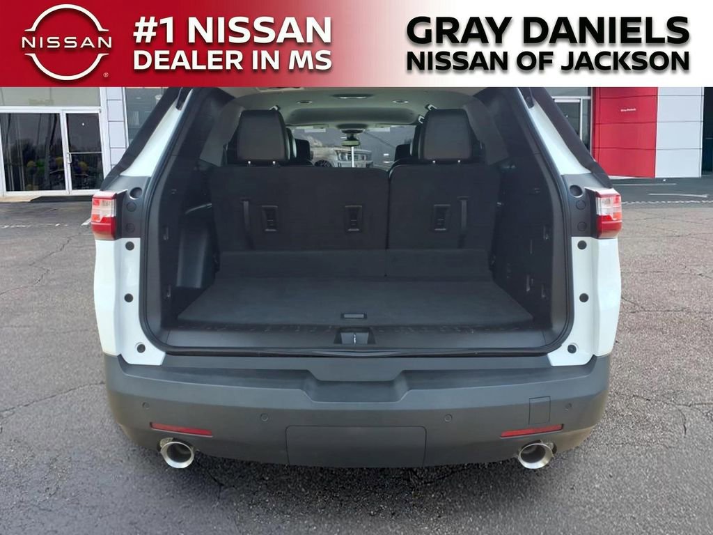 Used 2021 Chevrolet Traverse LT w/ LT Premium Package FWD image 8