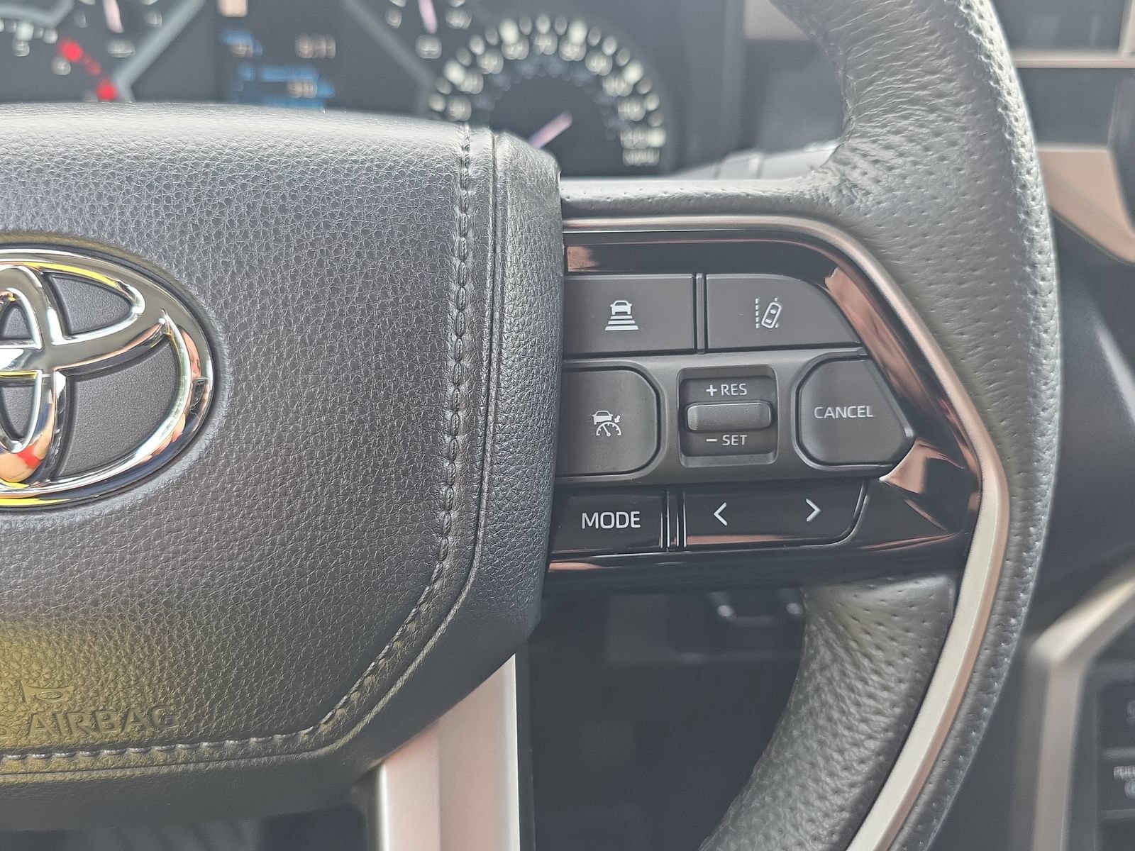 Used 2023 Toyota Tundra SR5 w/ SR5 Premium Package AWD/4WD image 18