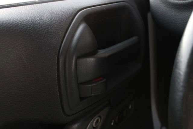 Used 2016 Jeep Wrangler Unlimited Sport image 4