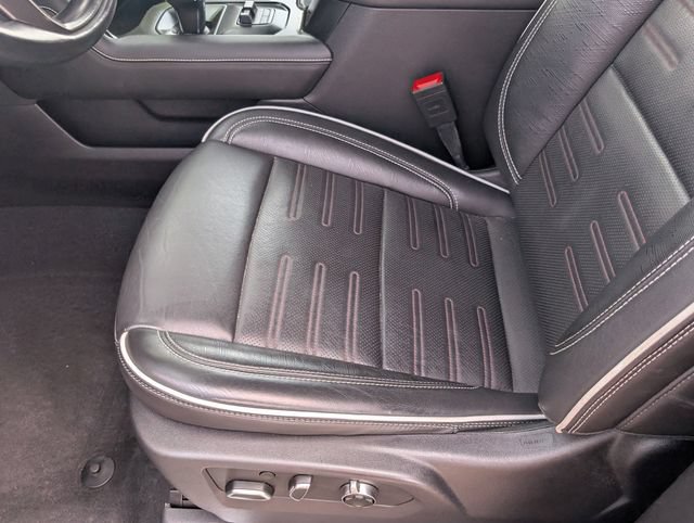 Used 2023 GMC Sierra 1500 AT4X AWD/4WD image 23