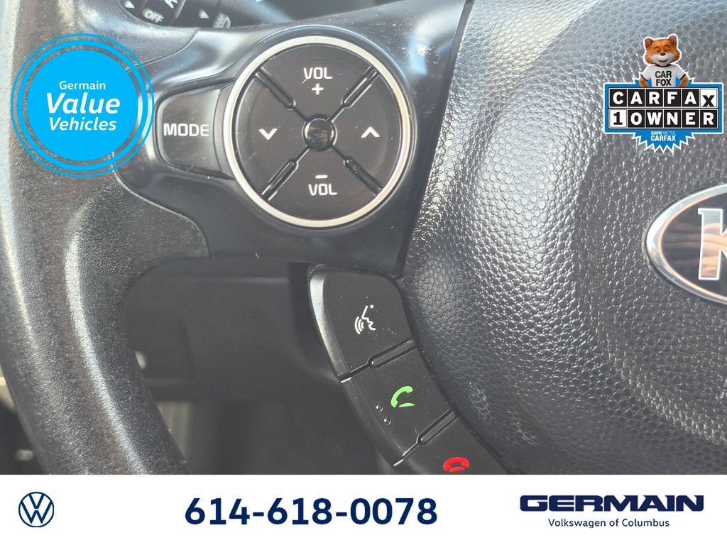 Used 2016 Kia Soul + FWD image 31