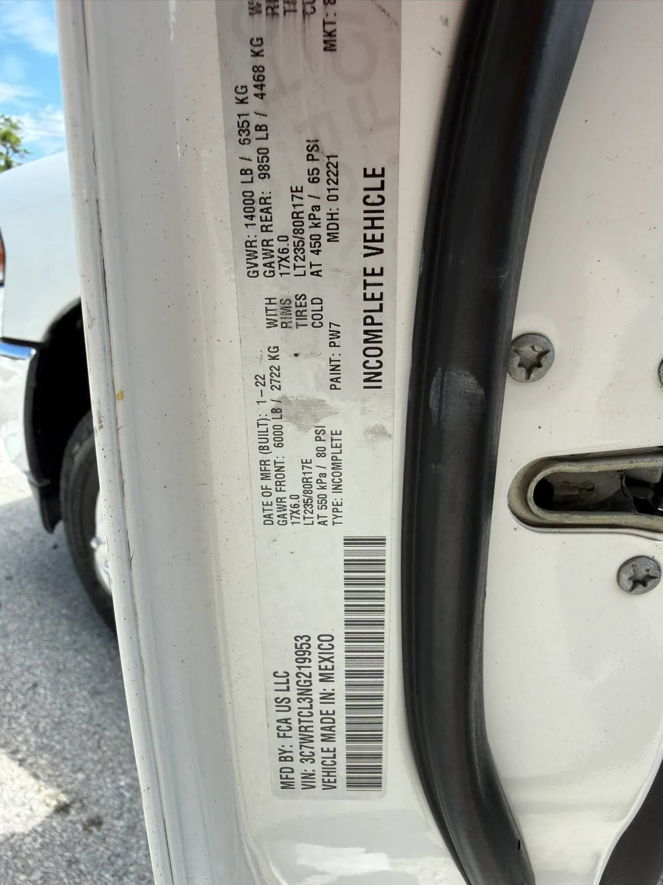 Used 2022 RAM 3500 Tradesman w/ Chrome Appearance Group AWD/4WD image 22