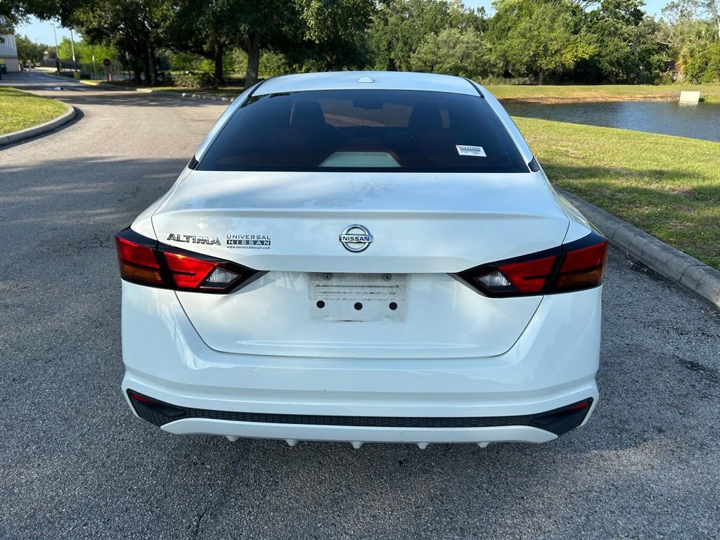 Used 2019 Nissan Altima 2.5 S FWD image 4