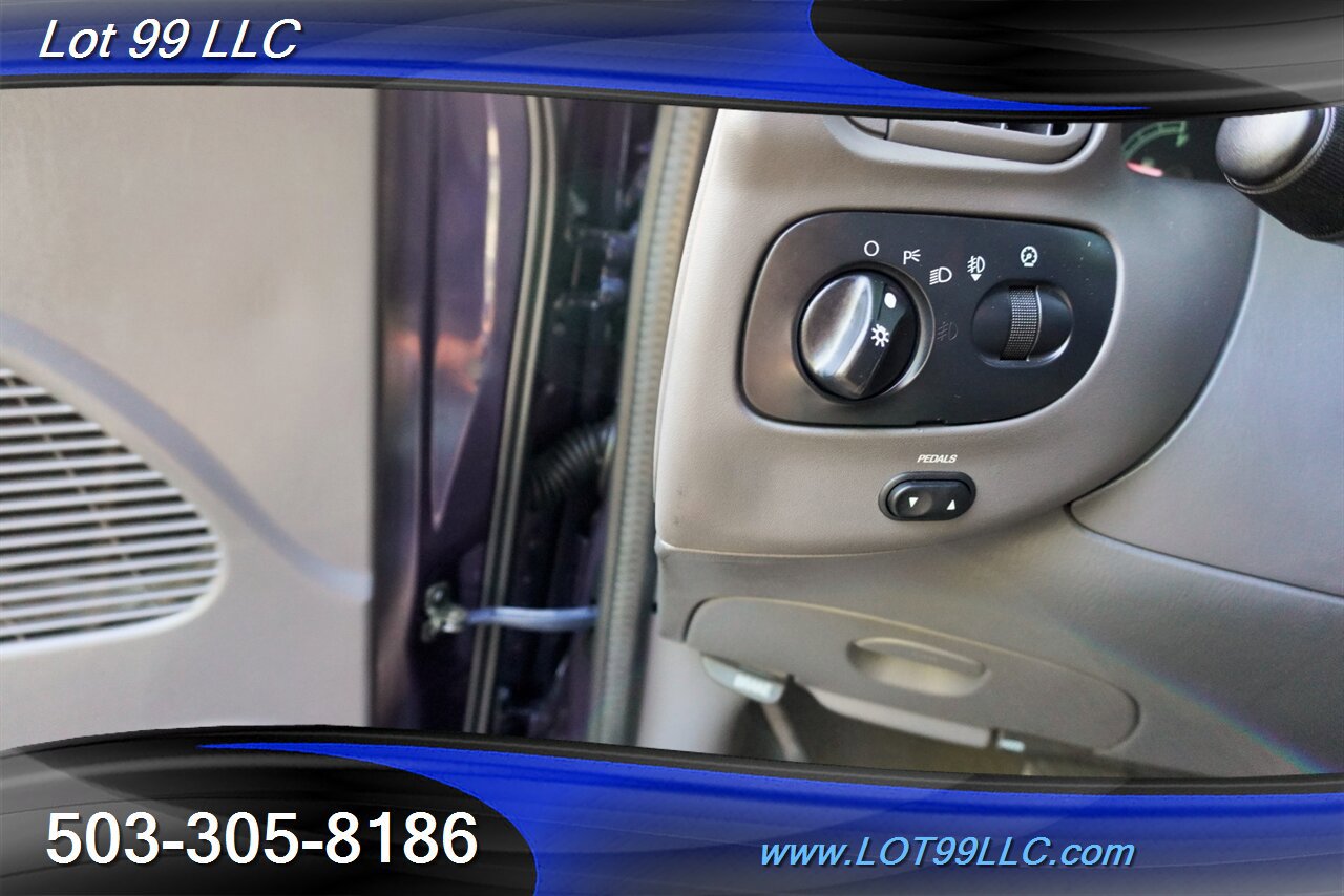 Used 2001 Ford F150 XLT AWD/4WD image 23