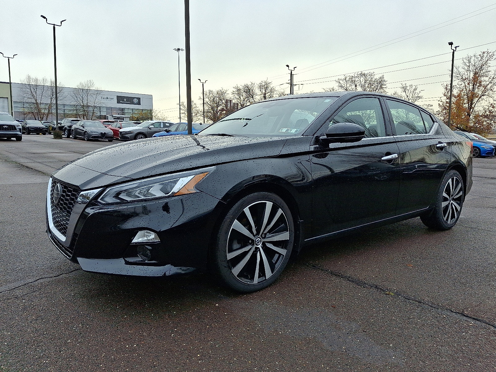 Used 2019 Nissan Altima 2.5 Platinum image 3