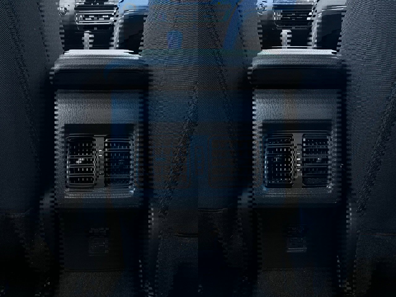 Used 2025 Toyota Camry LE image 12