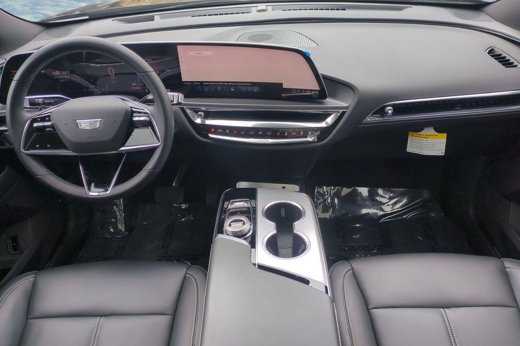Certified 2024 Cadillac Lyriq Tech AWD/4WD image 14