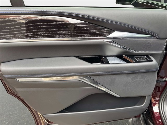 New 2026 Cadillac Escalade IQ Sport 1 w/ LPO, ONYX Package image 9