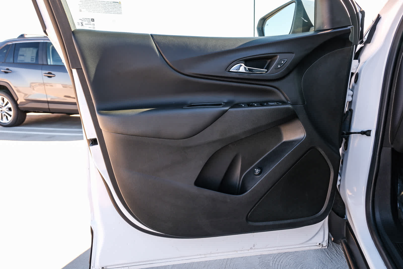 Used 2024 Chevrolet Equinox LT AWD/4WD image 19