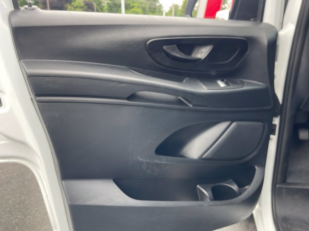 Used 2023 Mercedes-Benz Metris image 23