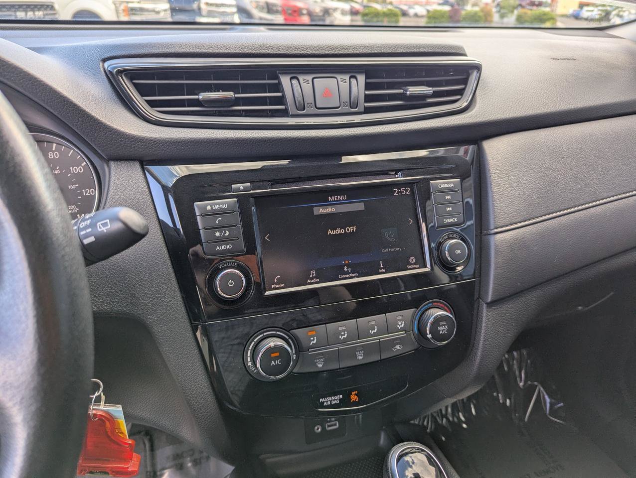 Used 2019 Nissan Rogue S w/ Special Edition Package AWD/4WD image 19
