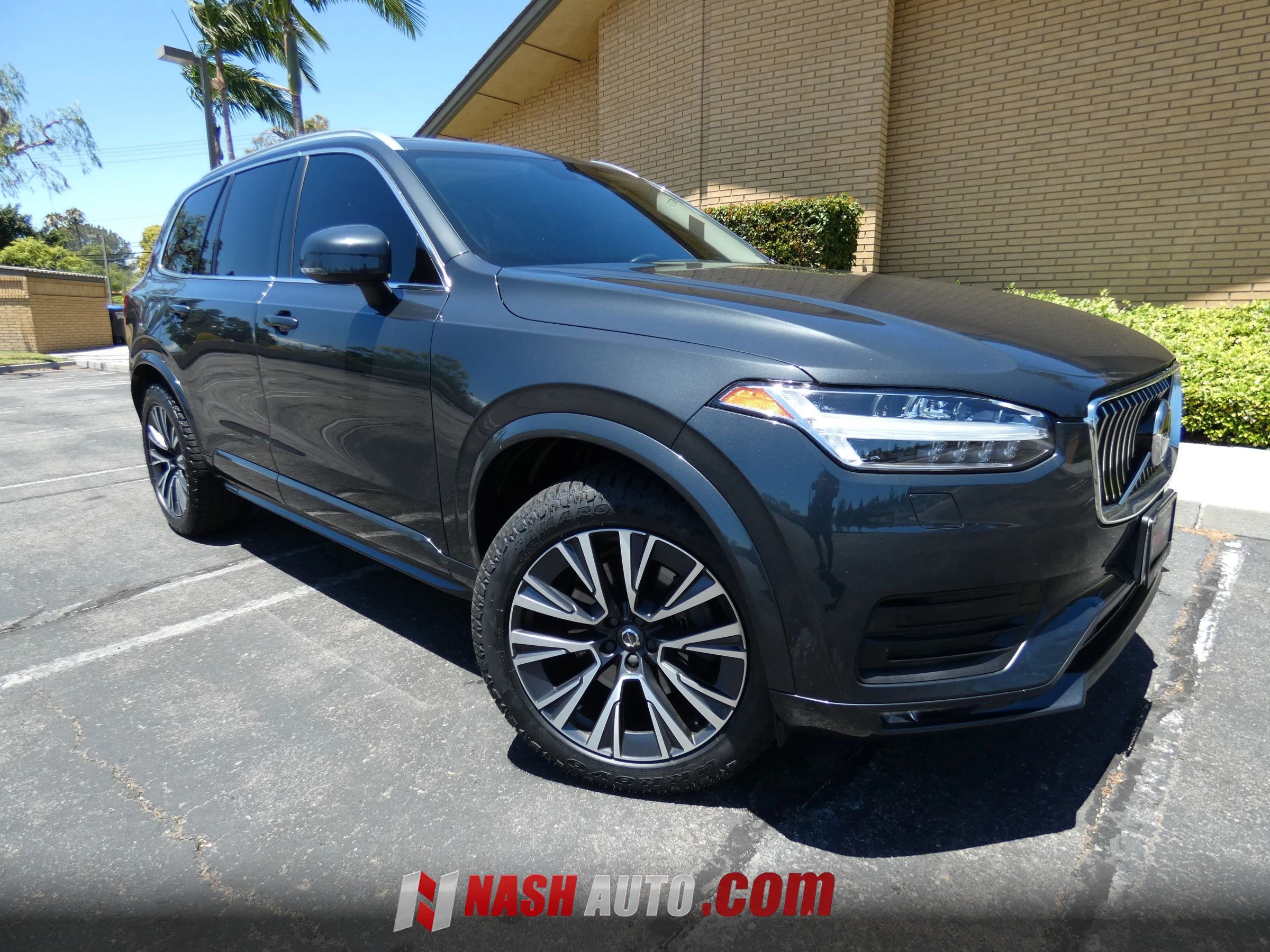 Used 2022 Volvo XC90 T5 Momentum w/ Climate Package AWD/4WD image 5